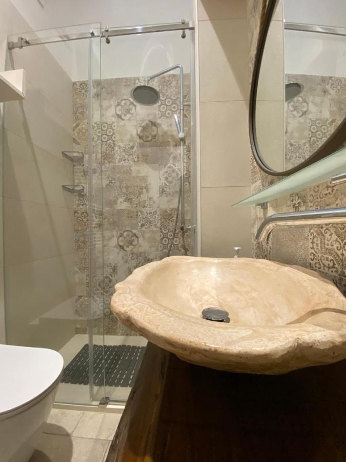 Dimora Via Vitti - Puglia Mia Apartments モノーポリ エクステリア 写真