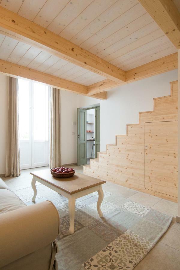 Dimora Via Vitti - Puglia Mia Apartments モノーポリ エクステリア 写真