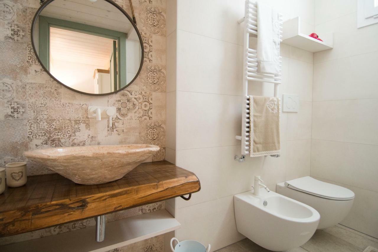 Dimora Via Vitti - Puglia Mia Apartments モノーポリ エクステリア 写真