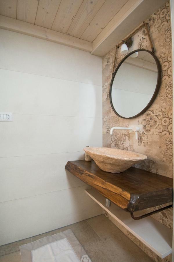 Dimora Via Vitti - Puglia Mia Apartments モノーポリ エクステリア 写真