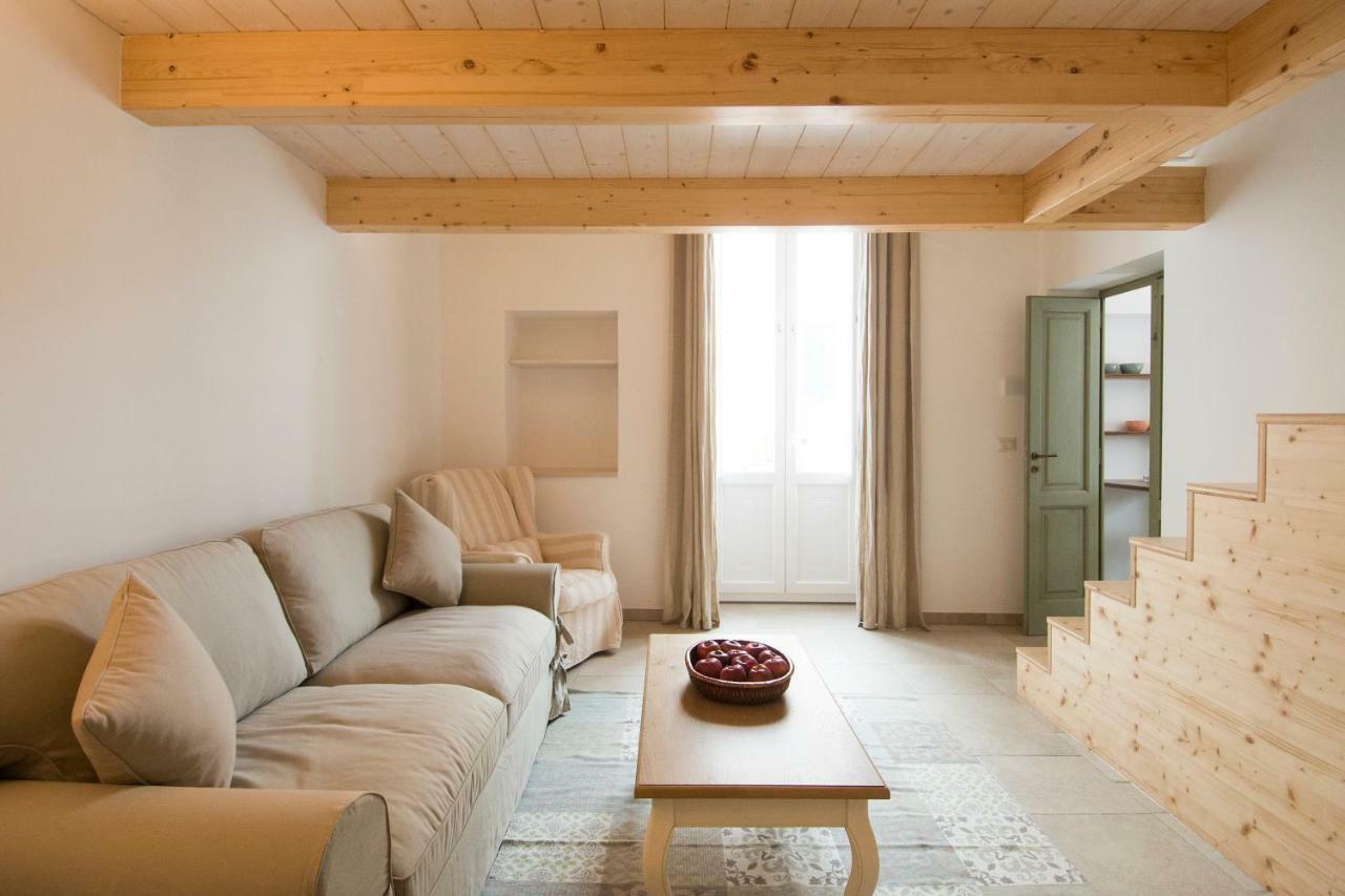 Dimora Via Vitti - Puglia Mia Apartments モノーポリ エクステリア 写真